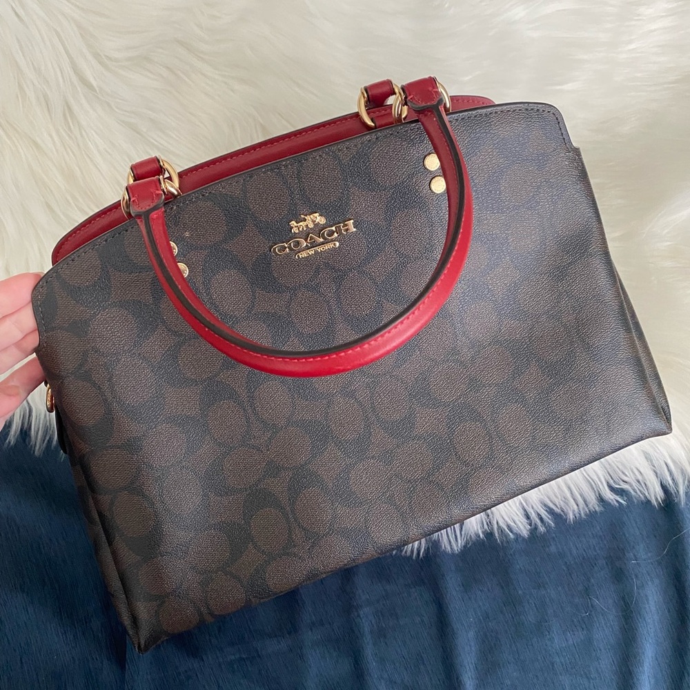 NWOT Coach Signature Lillie Carryall